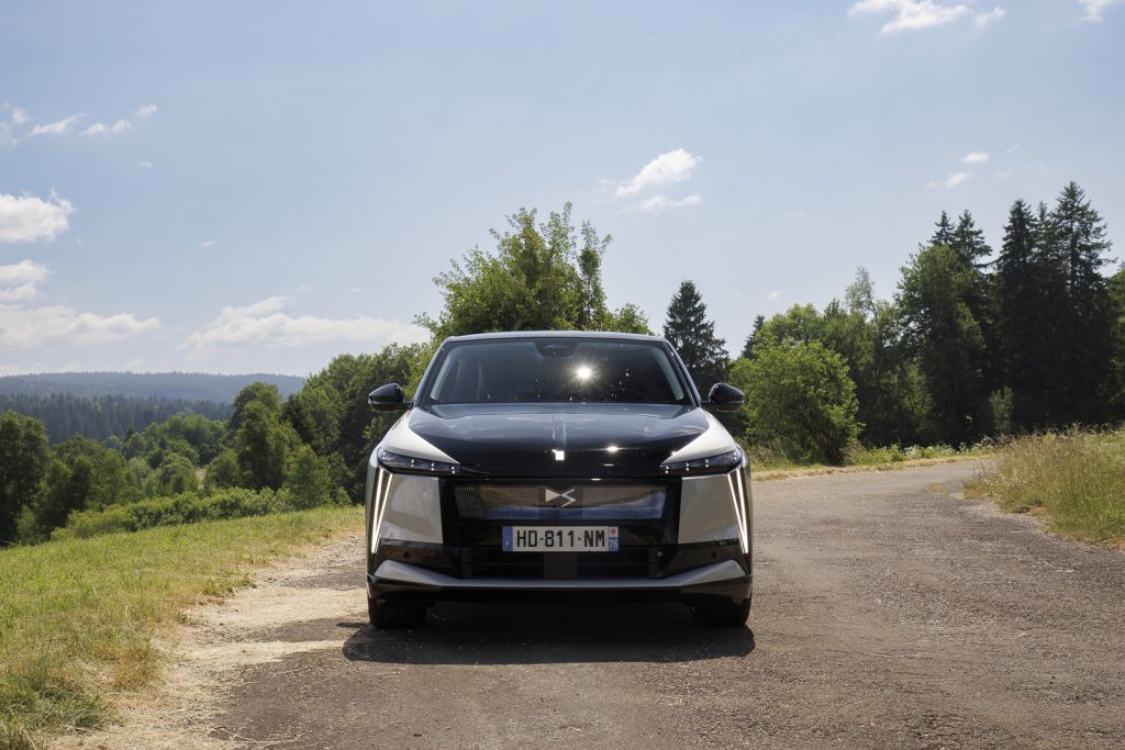 DS N°8 E-Tense 350 Jules Verne