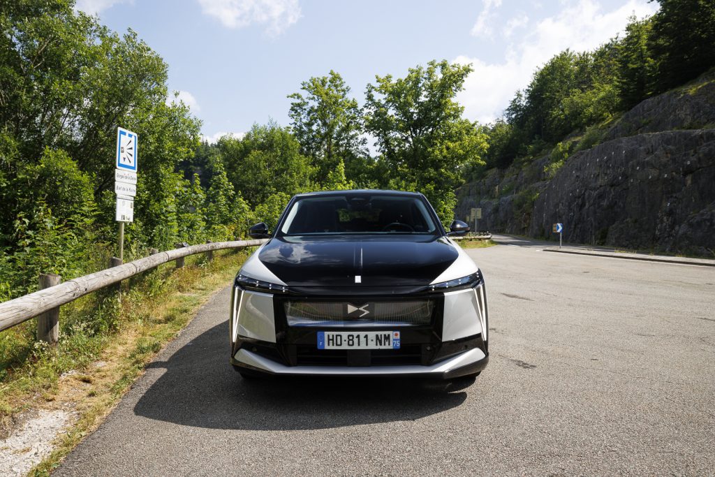 DS N°8 E-Tense 350 Jules Verne