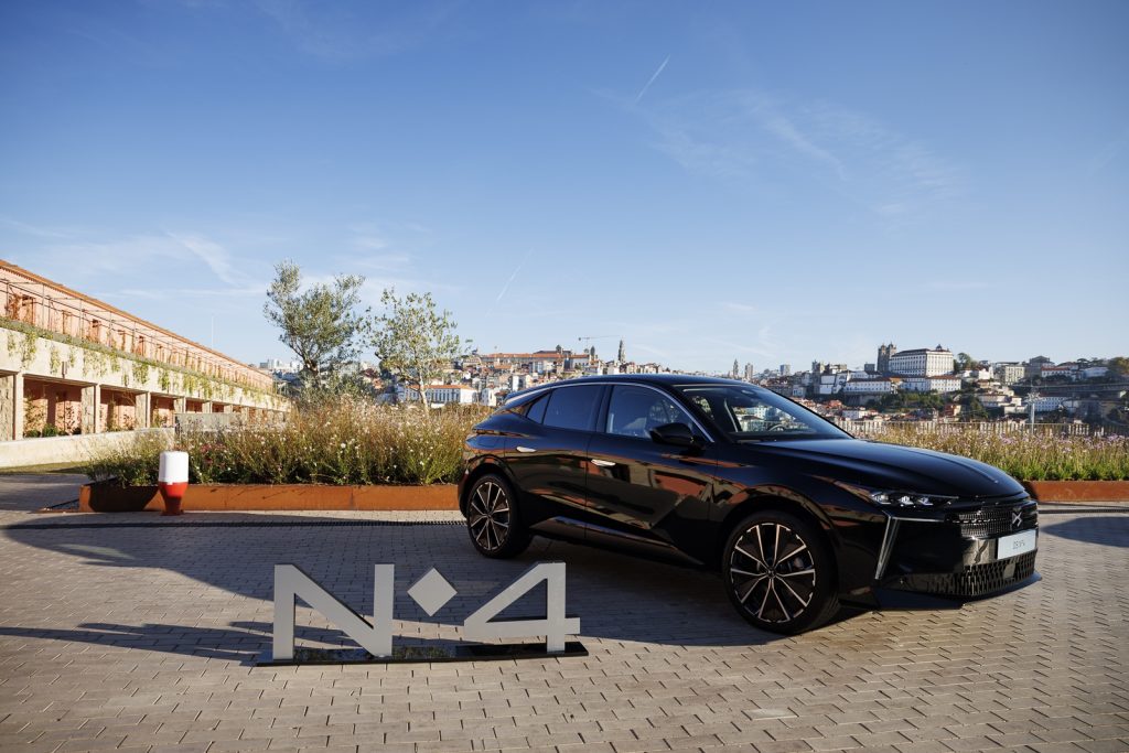 DS N°4 Plug-in Hybrid Etoile Cuir Nappa