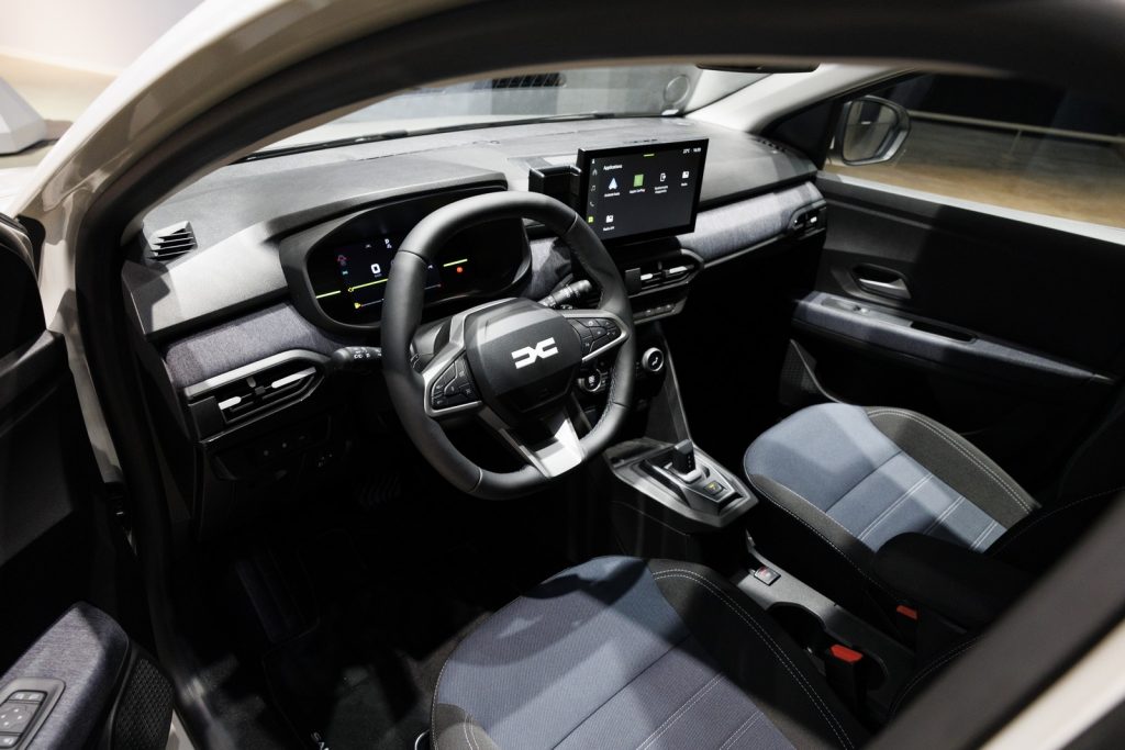 Dacia Sandero facelift : voici la nouvelle ambiance intérieure de la finition Journey