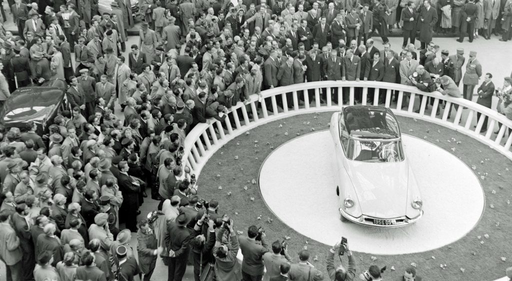 (C) DS Automobiles (C) DS Automobiles