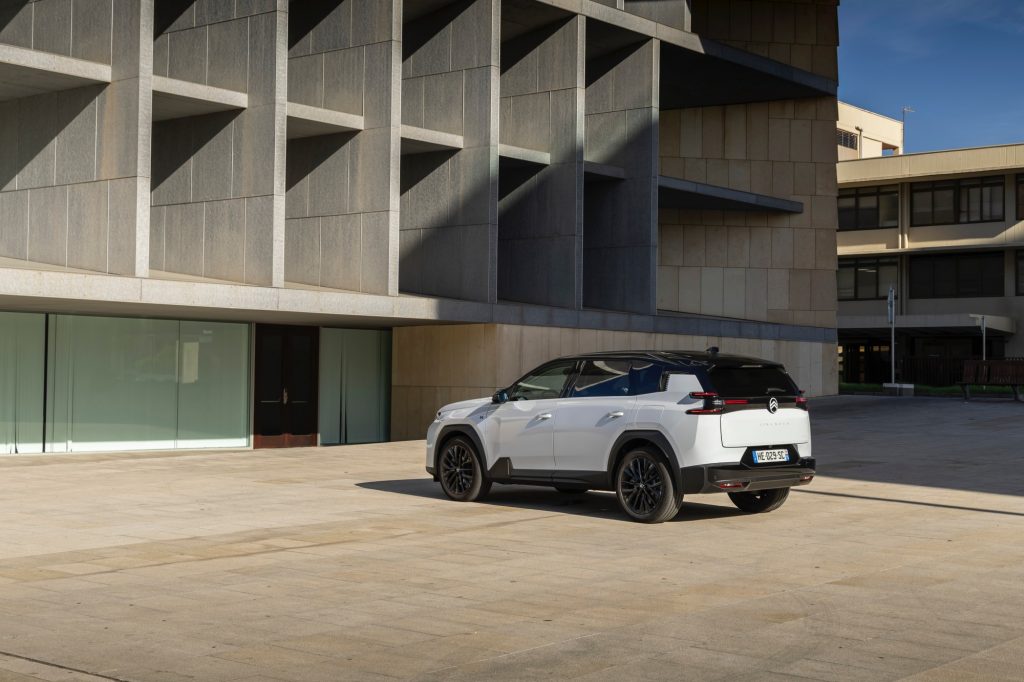 C5-Aircross-PHEV-051