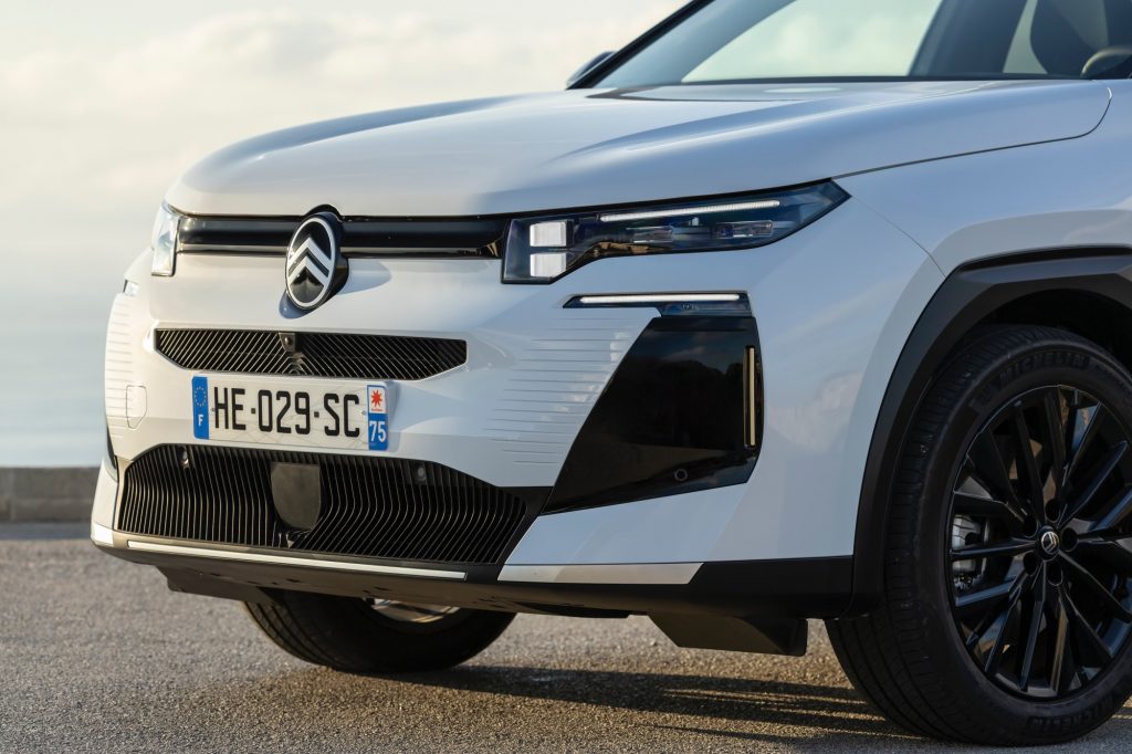 C5-Aircross-PHEV-065