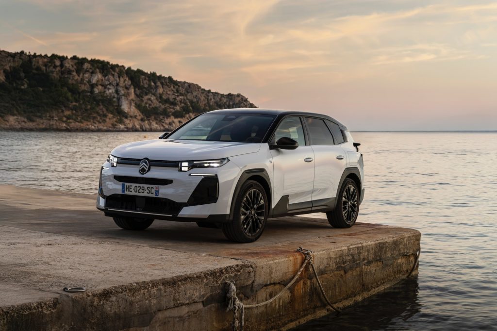 C5-Aircross-PHEV-073