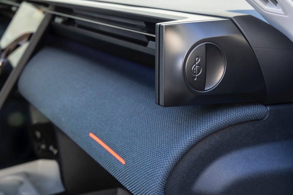 C5-Aircross-PHEV-085