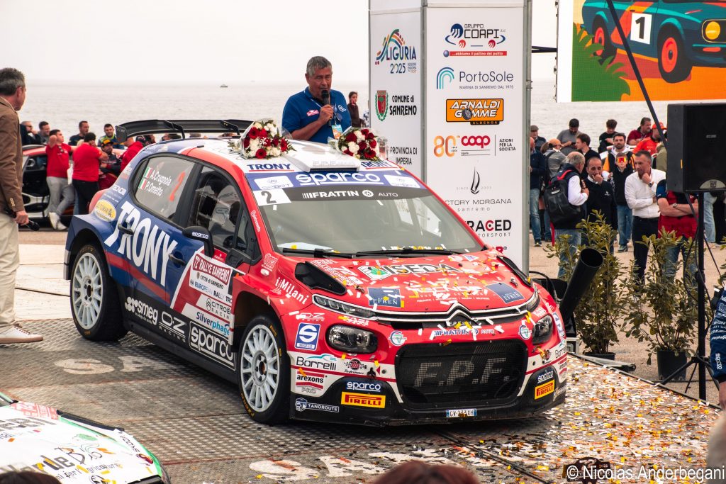 La C3 va céder sa place en Rally2 à l'Ypsilon. Certains pilotes des chevrons devraient officier sous le blason Lancia en 2026.