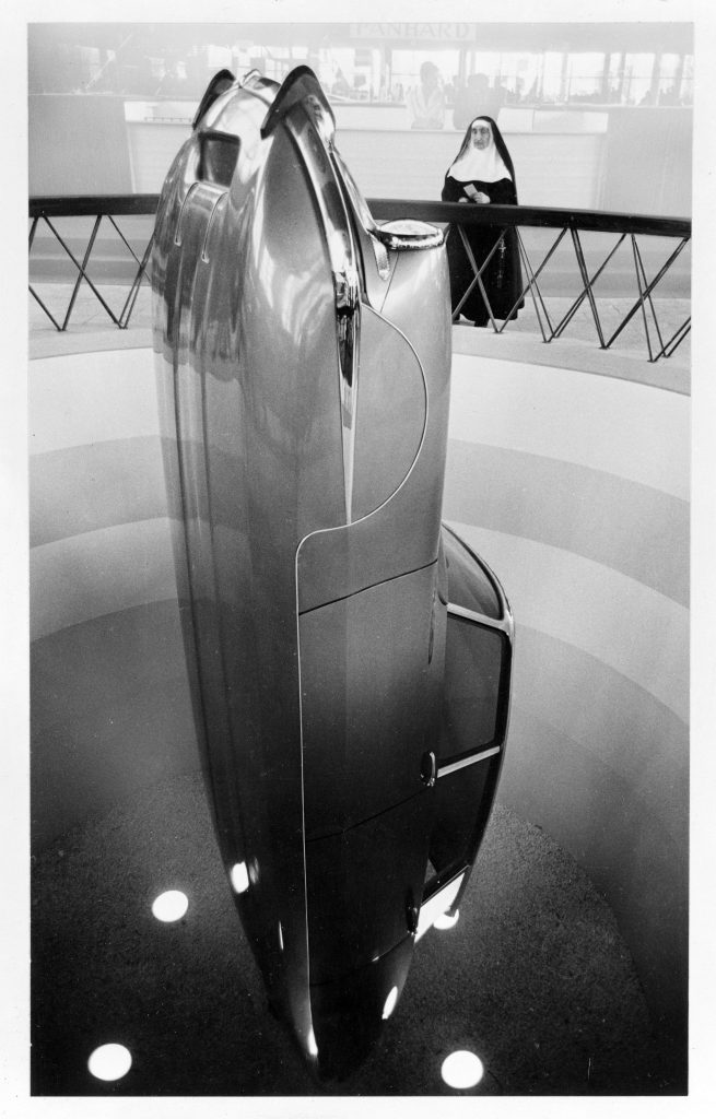 (C) DS Automobiles (C) DS Automobiles