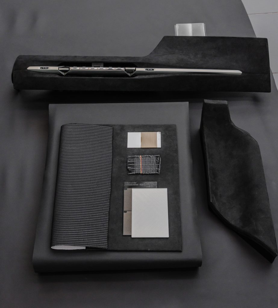 DS Numéro 4 Etoile Alcantara