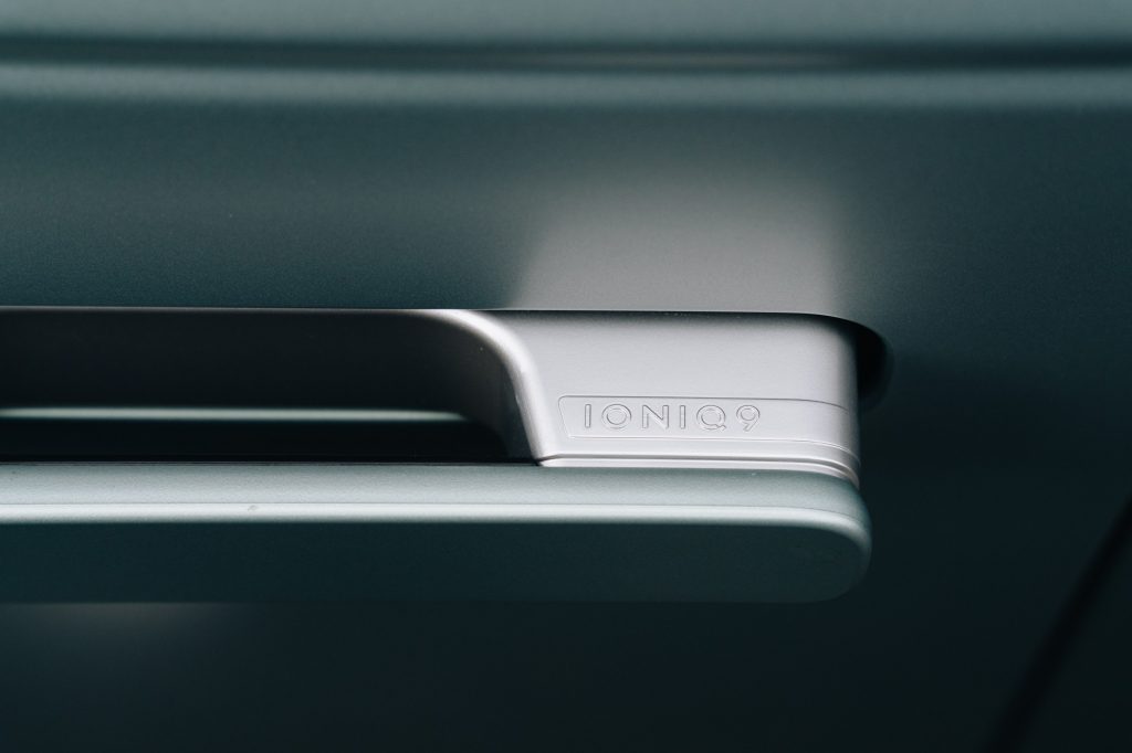 Hyundai Ioniq 9 11