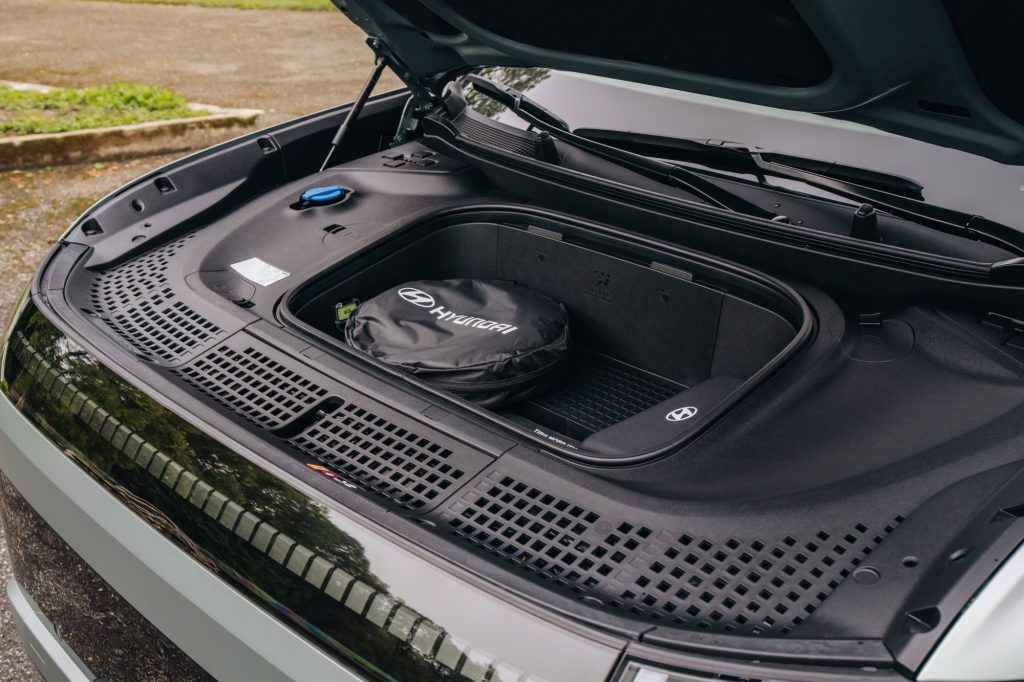 Hyundai Ioniq 9 21
