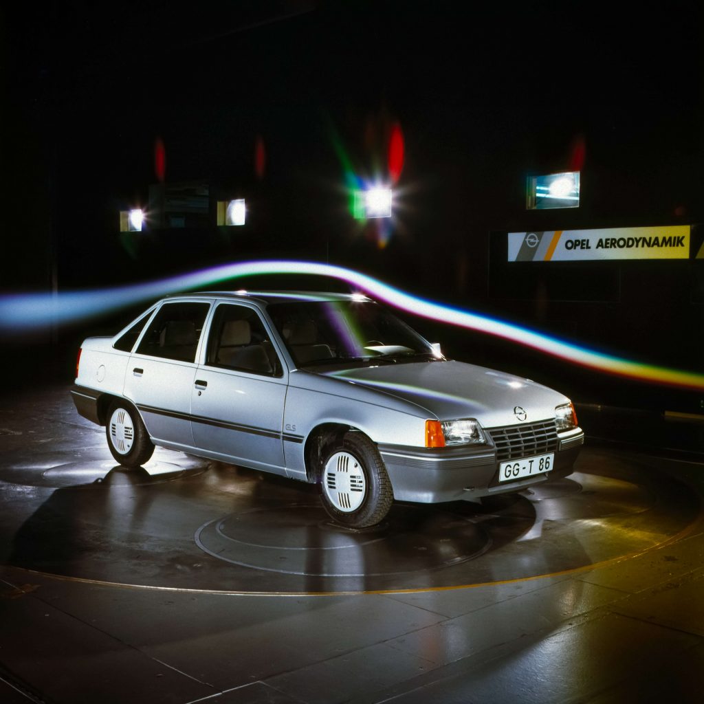 Opel Kadett E 4 portes