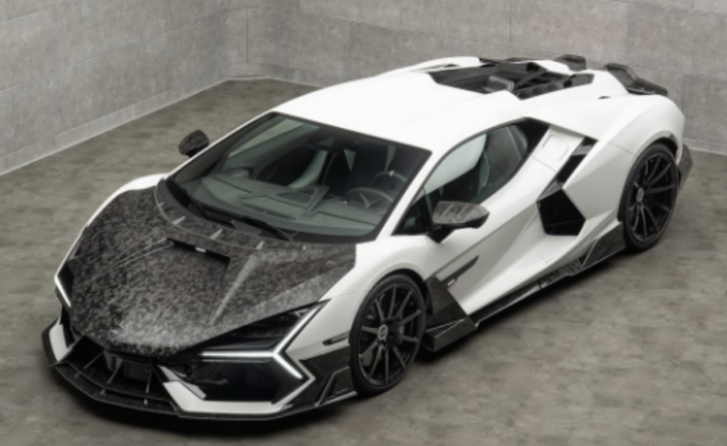 Mansory revisite la Lamborghini Revuelto avec un style percutant