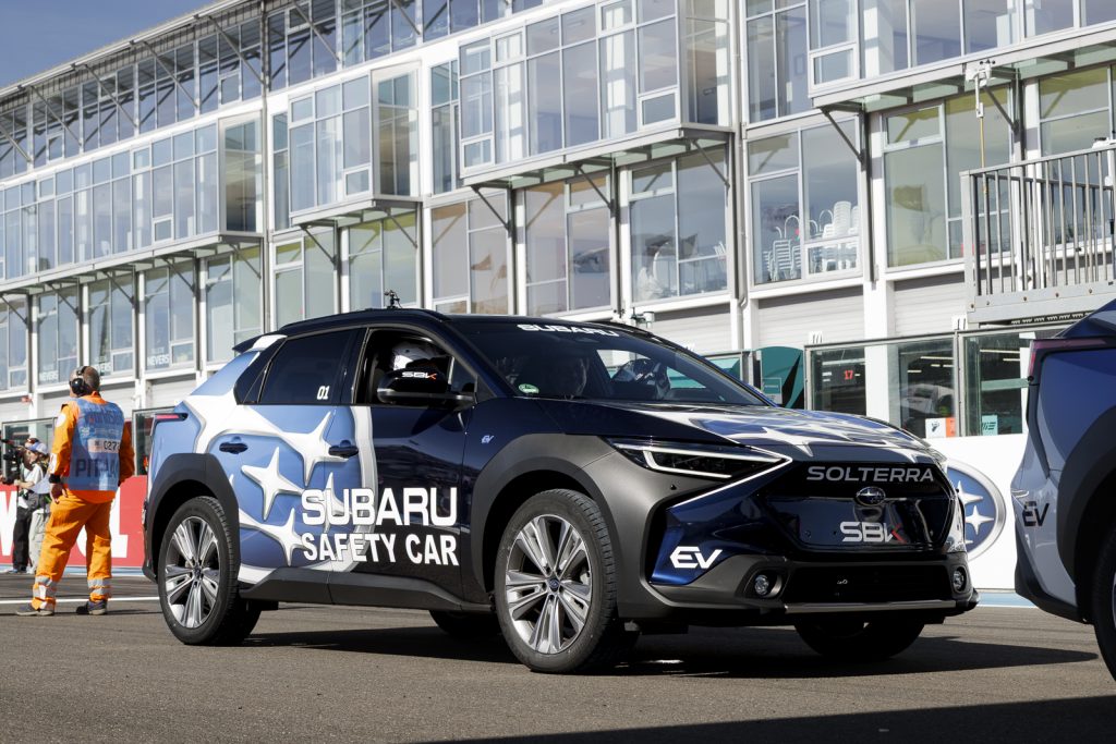 Subaru Solterra, Superbike