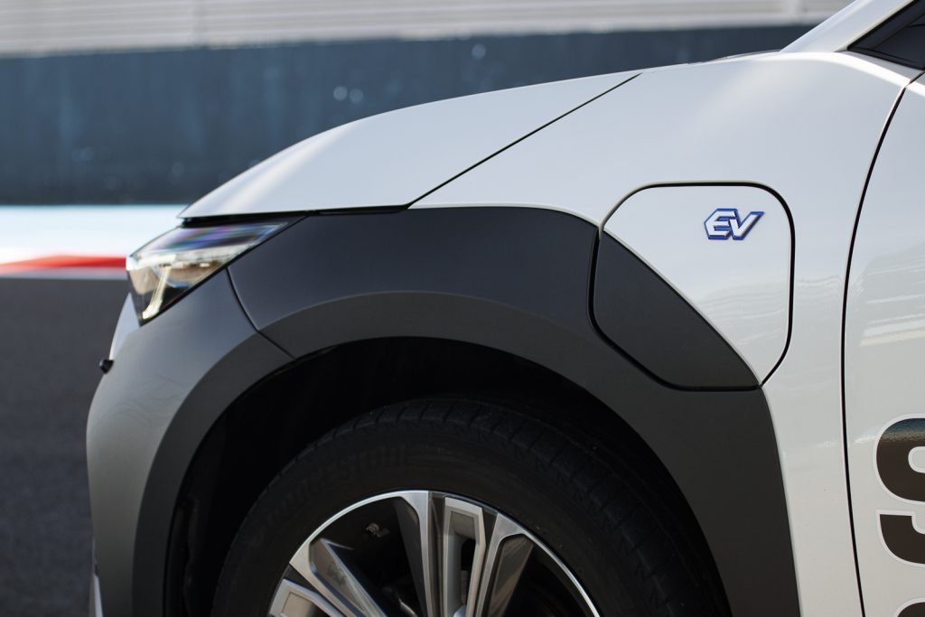 Subaru Solterra, Superbike