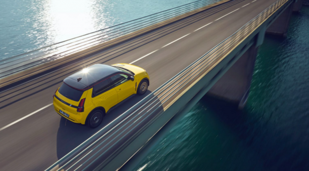Ventes auto en Europe : l’électrique tire le marché
