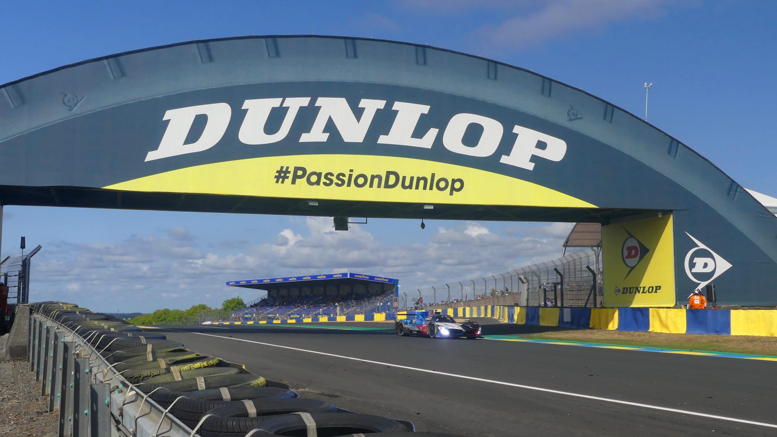 Commentaires sur 24H du Mans : la célèbre passerelle Dunlop va changer de nom par SAM
