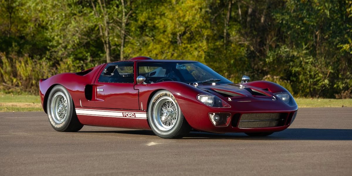 Cette Ford GT40 MkI de 1965 pilot&eacute;e par Carroll Shelby est &agrave; vendre
