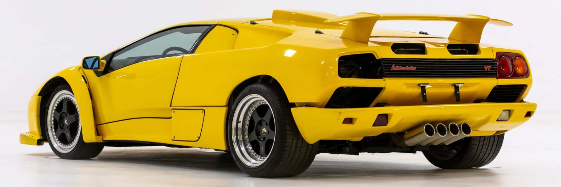 Ce myst&eacute;rieux Lamborghini Diablo cachait le tout premier moteur W16 de la Bugatti Veyron