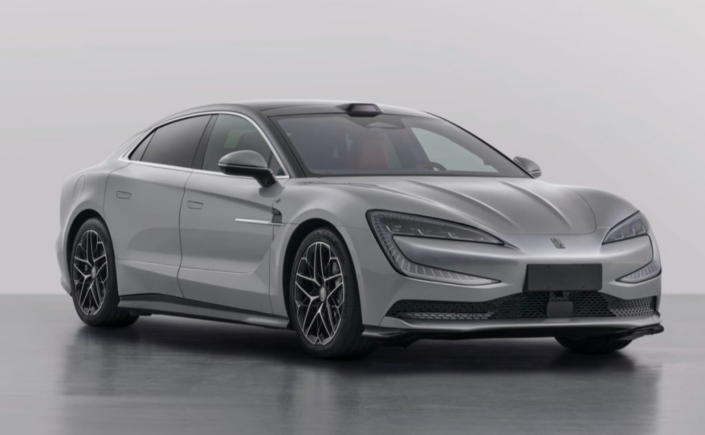 La nouvelle batterie de 150 kWh de la Yangwang U7 lui permet de d&eacute;passer les 1 000 km d&rsquo;autonomie