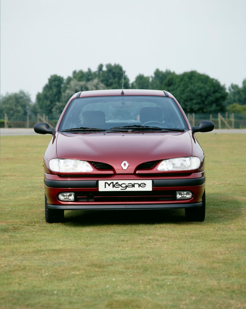 (C) Philippe PONS, Renault