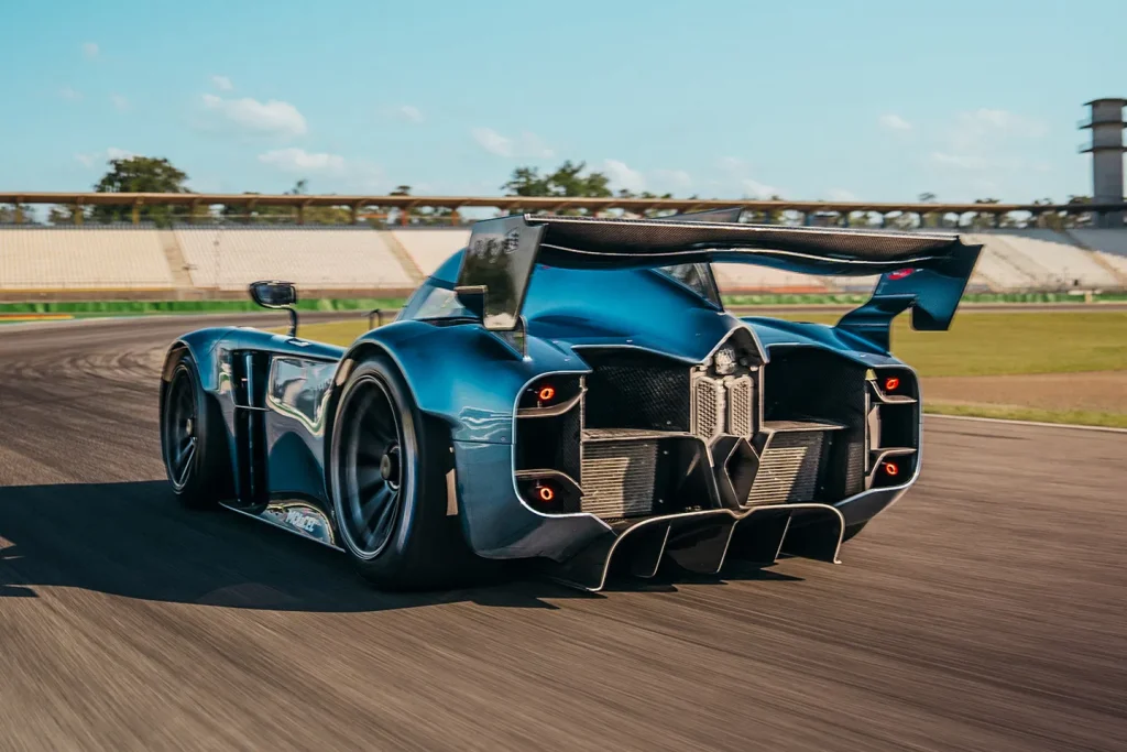 McMurtry Sp&eacute;irling entre en production : l&rsquo;hypercar &eacute;lectrique &agrave; ventilateur d&eacute;barque&hellip; enfin !