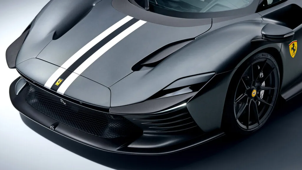 868 chevaux et un &eacute;chappement plaqu&eacute; or : voici la Ferrari Daytona SP3 repens&eacute;e par Novitec