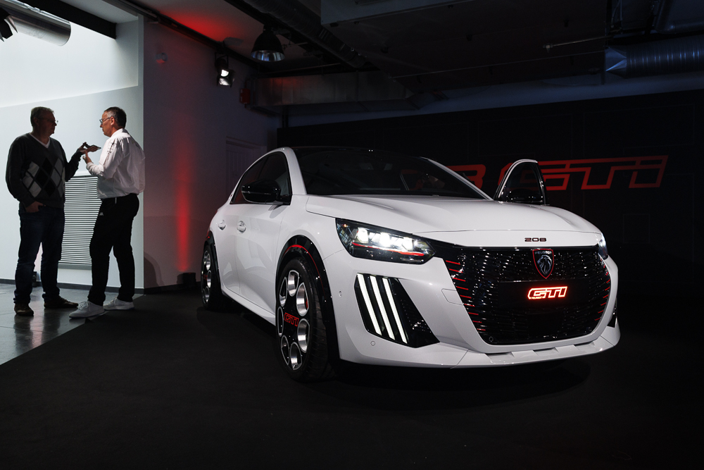 Peugeot E-208 GTi