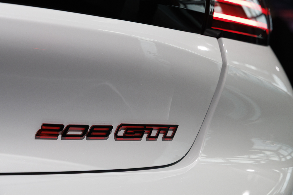 Peugeot E-208 GTi
