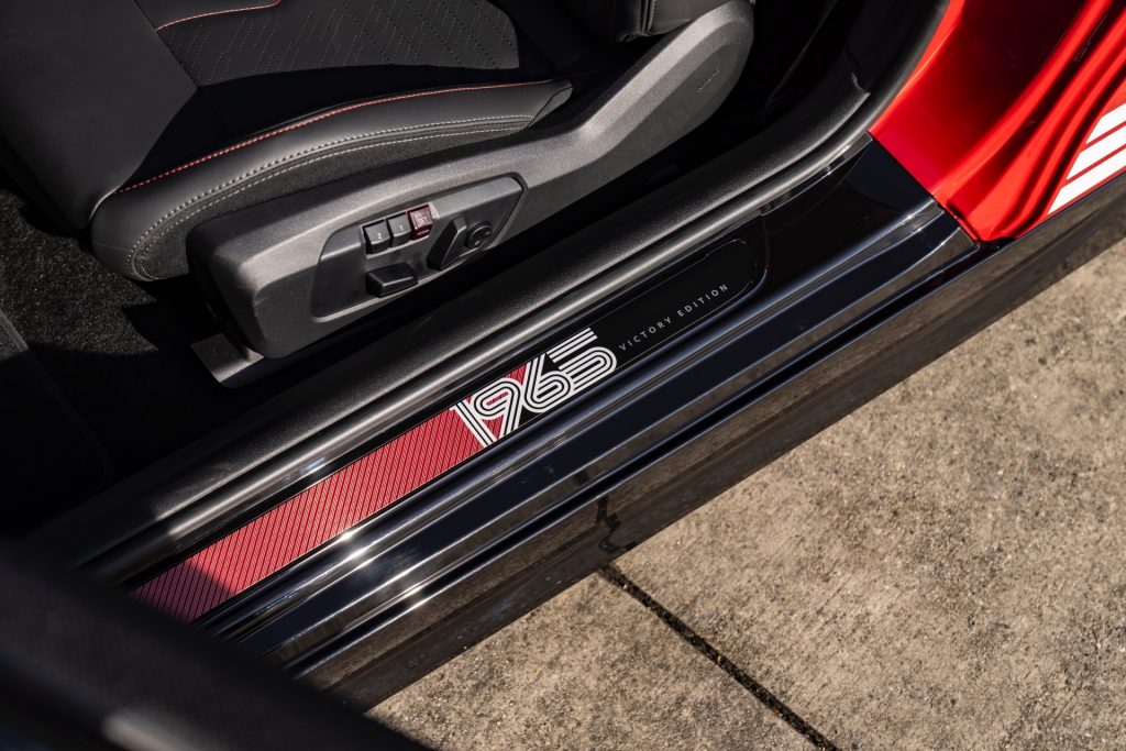 Mini_1965-Victory-Edition_17