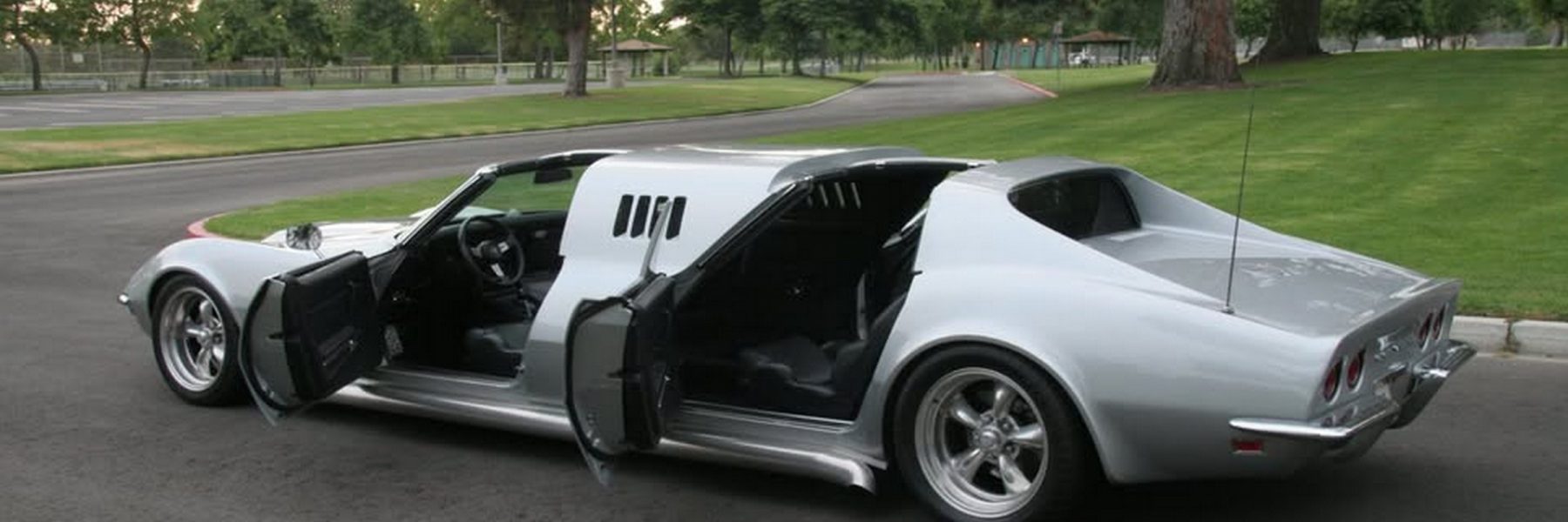 Une Corvette C3 transform&eacute;e en limousine &agrave; 98 000 $ affole les r&eacute;seaux