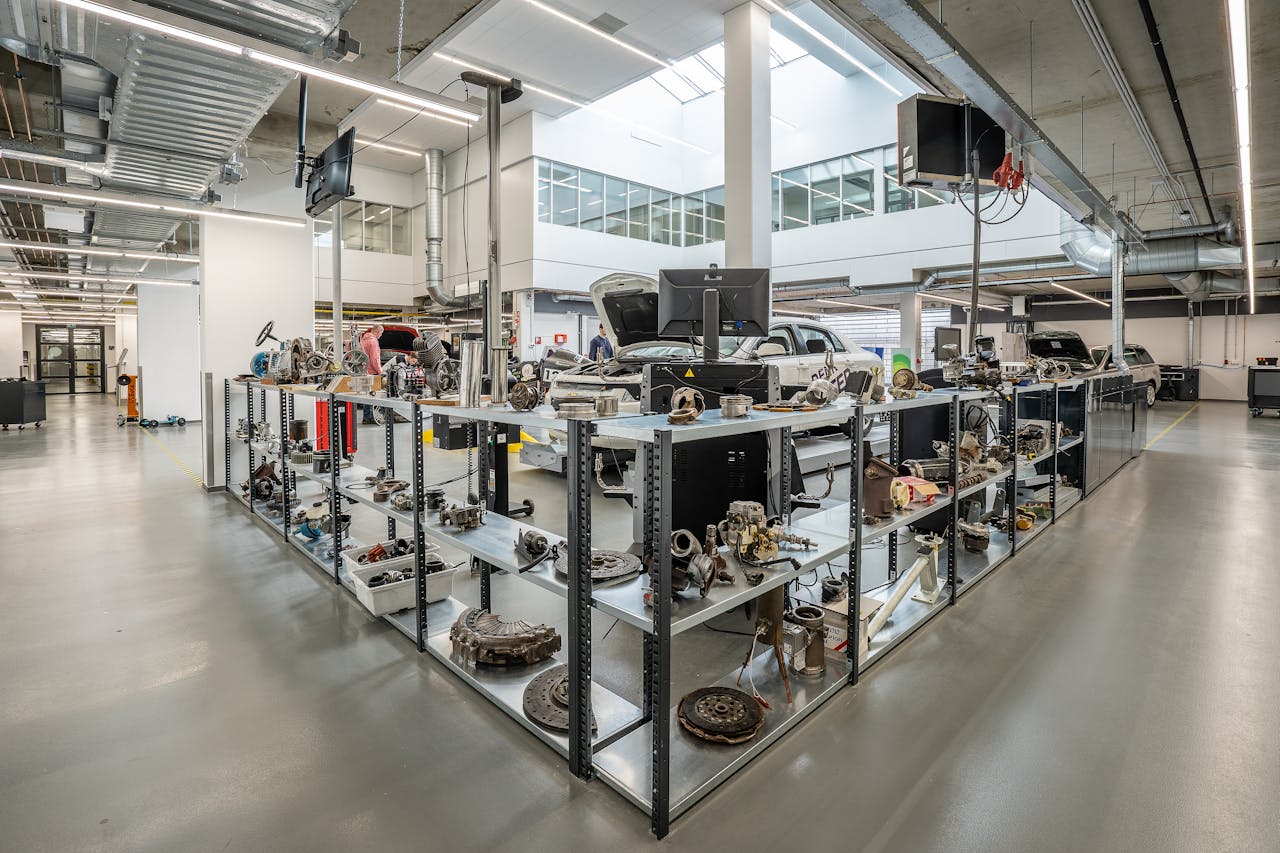 Pi&egrave;ces automobiles contrefaites en France - 6 signes pour &eacute;viter les fraudes