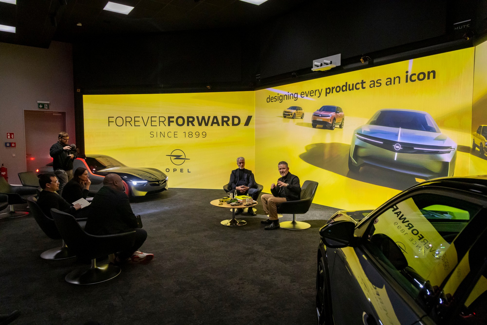 Rencontre au Centre de Design d’Opel