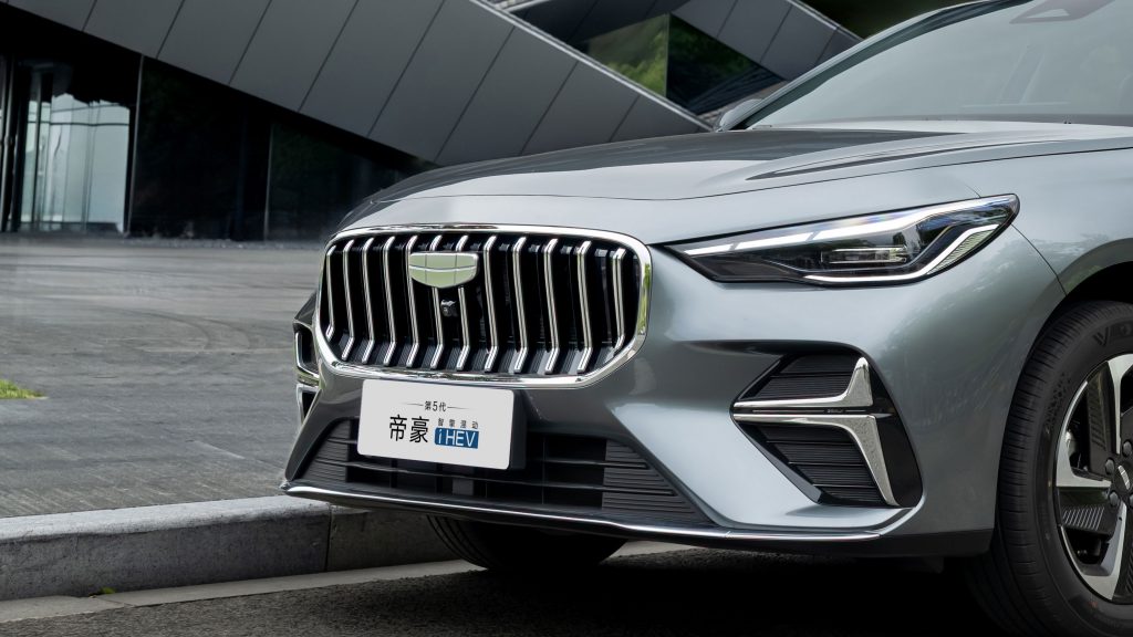 Geely, premier groupe chinois à exporter ses voitures au Canada Geely