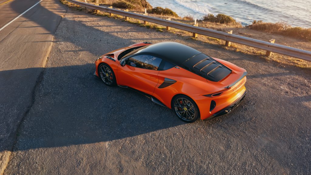 Lotus_Emira-420-Sport_03