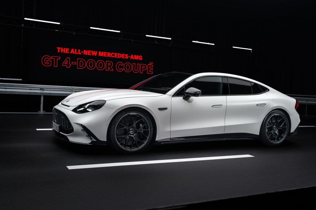 Mercedes-AMG GT 4 Doors 2026 – 26c0130_004