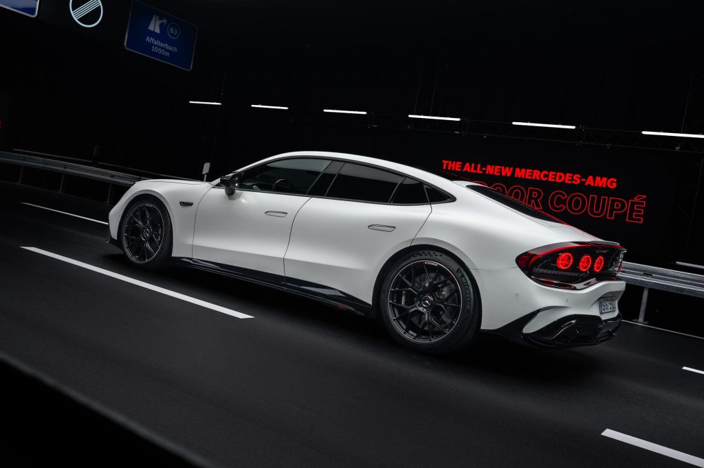 Mercedes-AMG GT 4 Doors 2026 – 26c0130_005