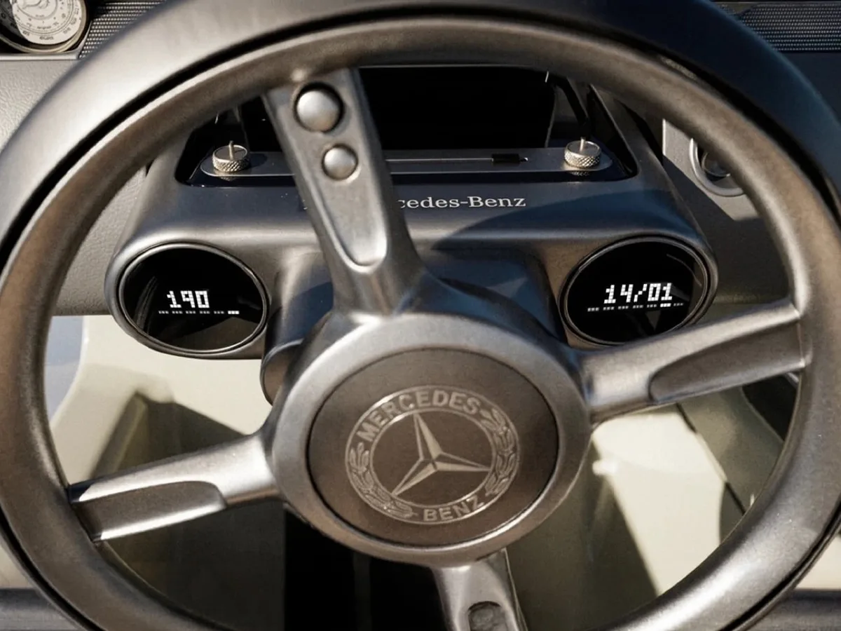 Ce concept Mercedes dessiné par un étudiant dans son studio parisien a trompé des professionnels