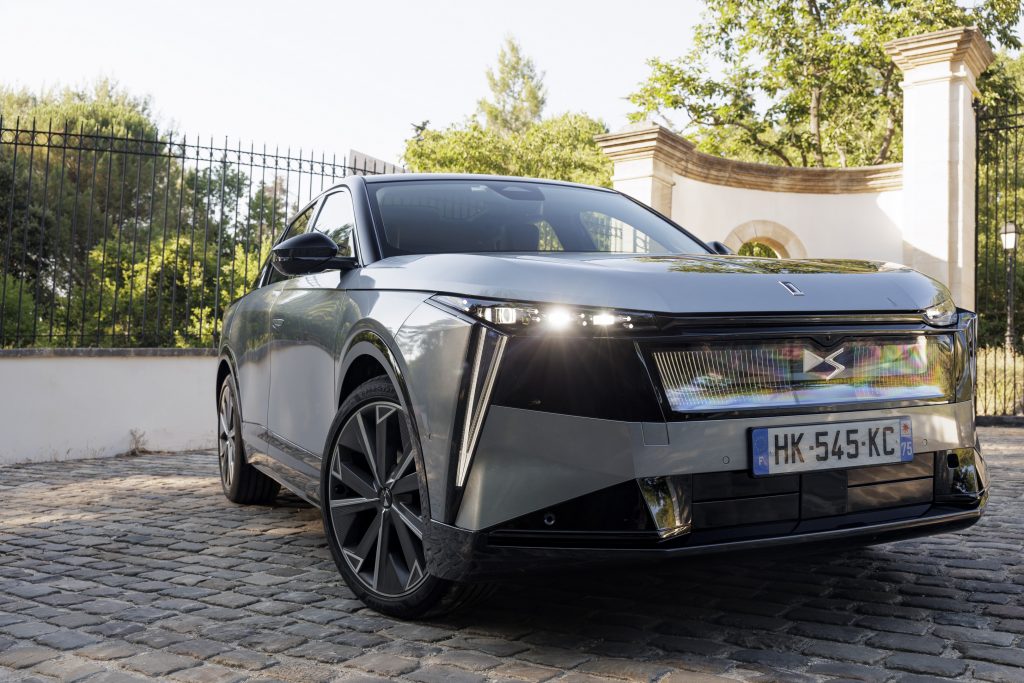 DS N°7 E-TENSE FWD LONG RANGE LA PREMIERE
