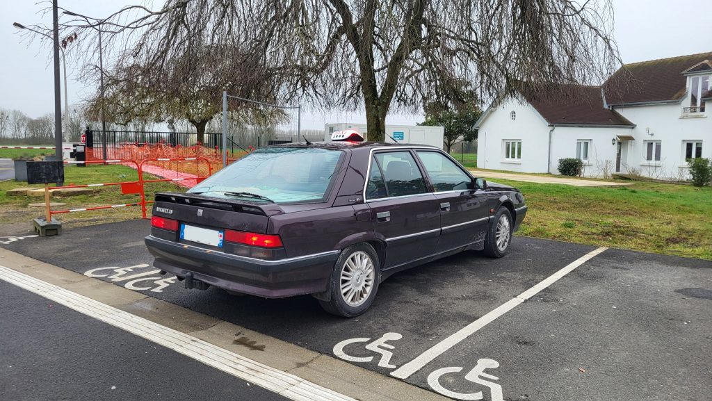 Renault 25 Taxi
