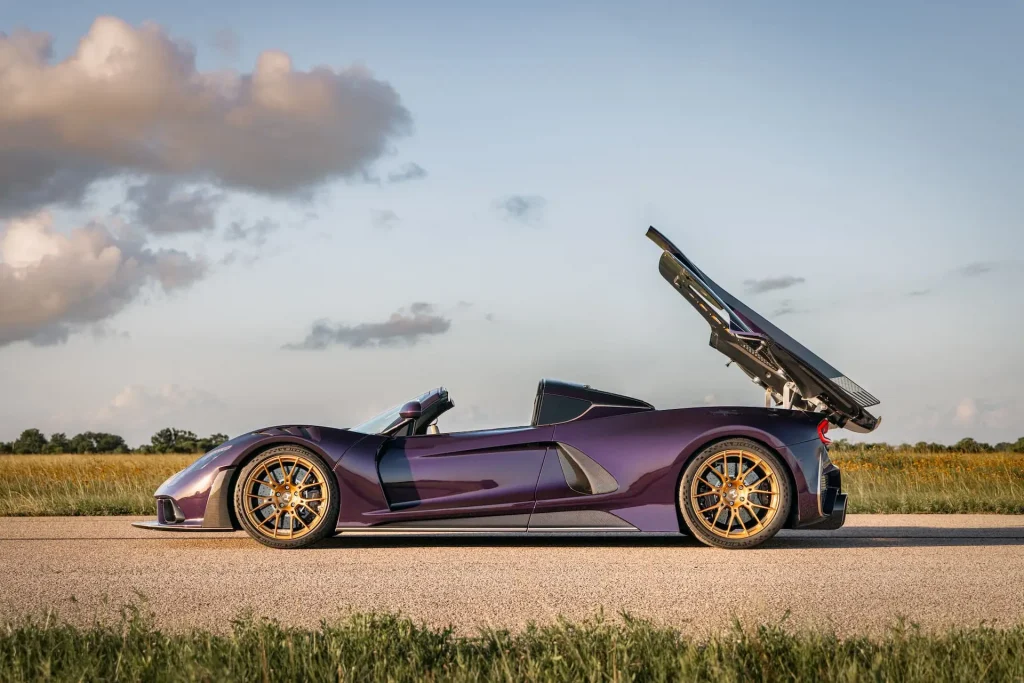 Hennessey-Venom-F5-M-Worlds-Most-Powerful-Manual-Hypercar-to-Debut-at-Goodwood-Low26-1