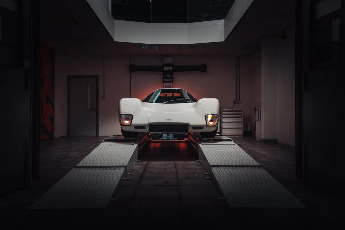 McLaren M6GT : la première voiture de route de la marque reconstruite à l'identique