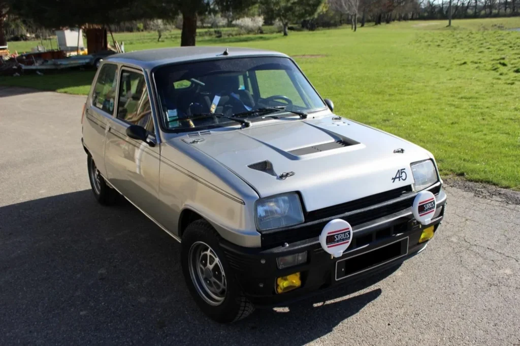 Renault 5 Alpine Coupe de France 1976 à vendre : une rarissime préparation Groupe 2 restaurée Renault 5 Alpine Coupe de France 1976 à vendre : une rarissime préparation Groupe 2 restaurée