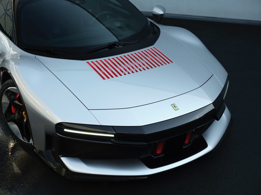 Ferrari_CZ26_01