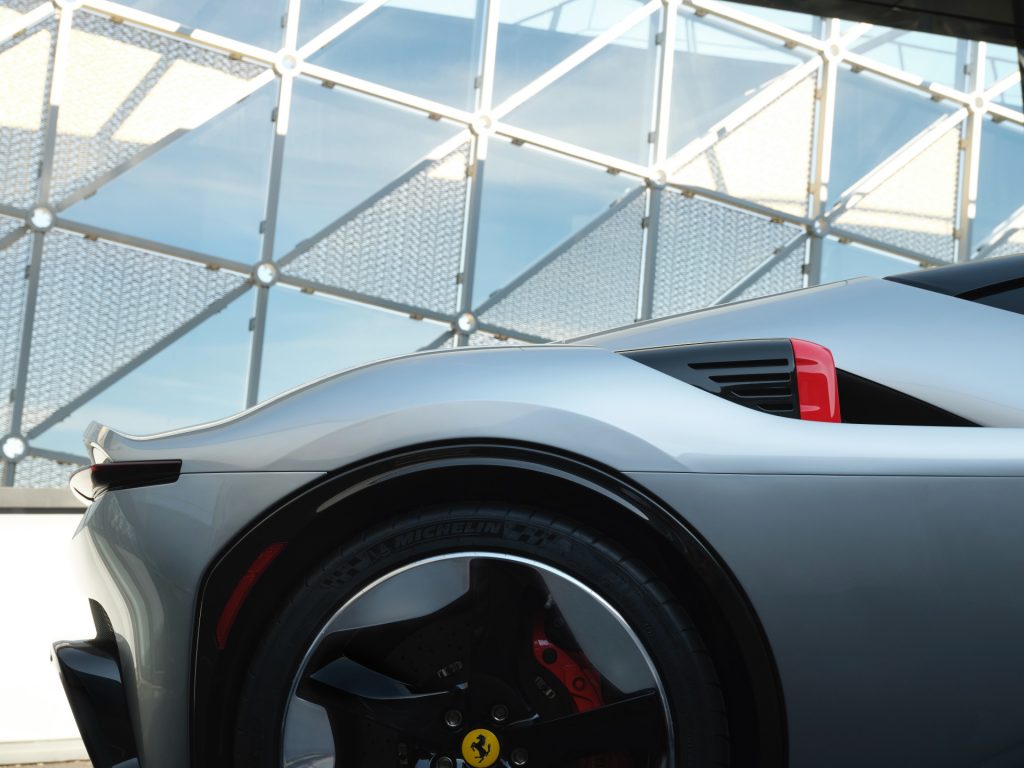 Ferrari_CZ26_03