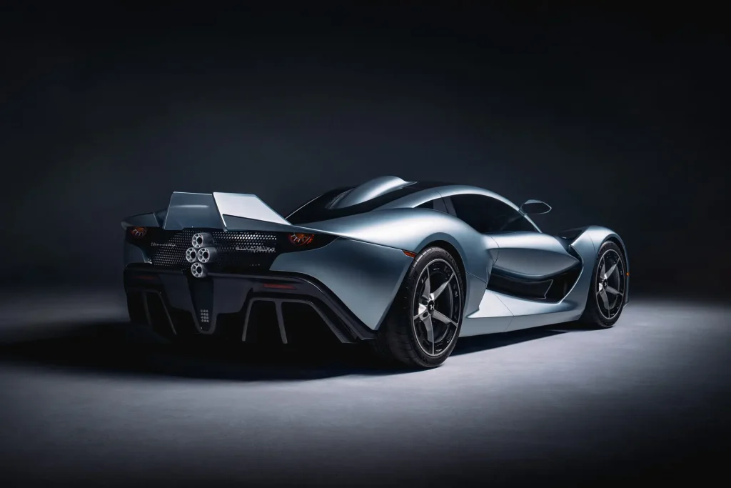 Hennessey_Blackbird_08