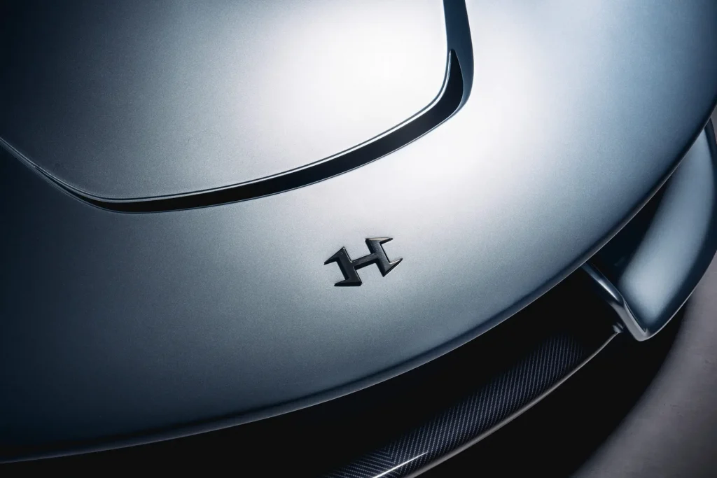 Hennessey_Blackbird_09