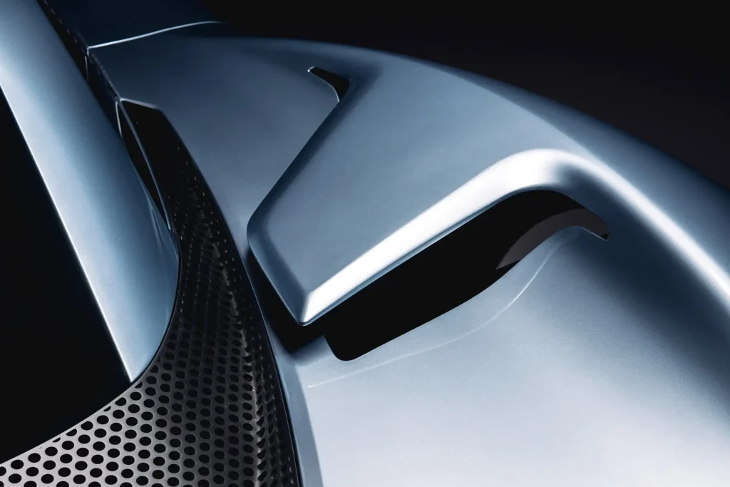 Hennessey_Blackbird_16