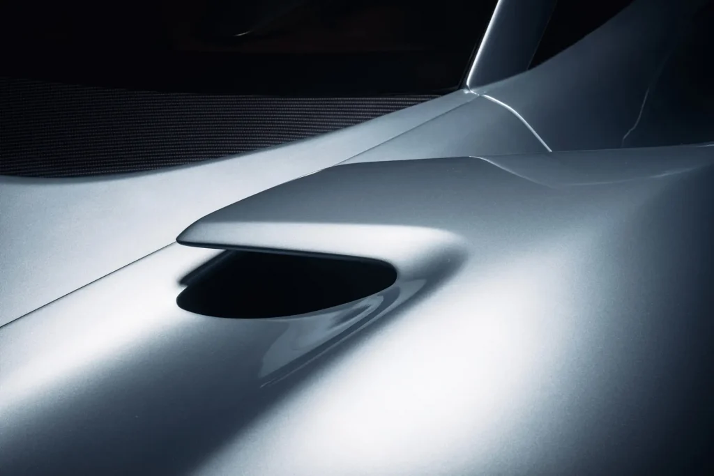 Hennessey_Blackbird_30