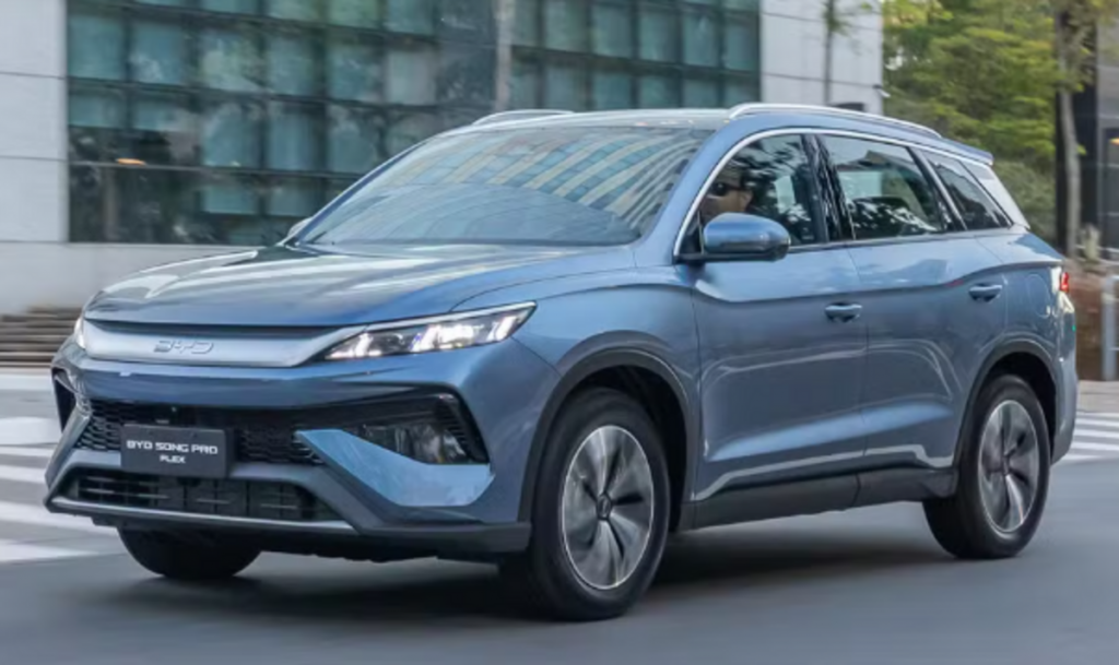 BYD lance son hybride rechargeable flex fuel au Brésil