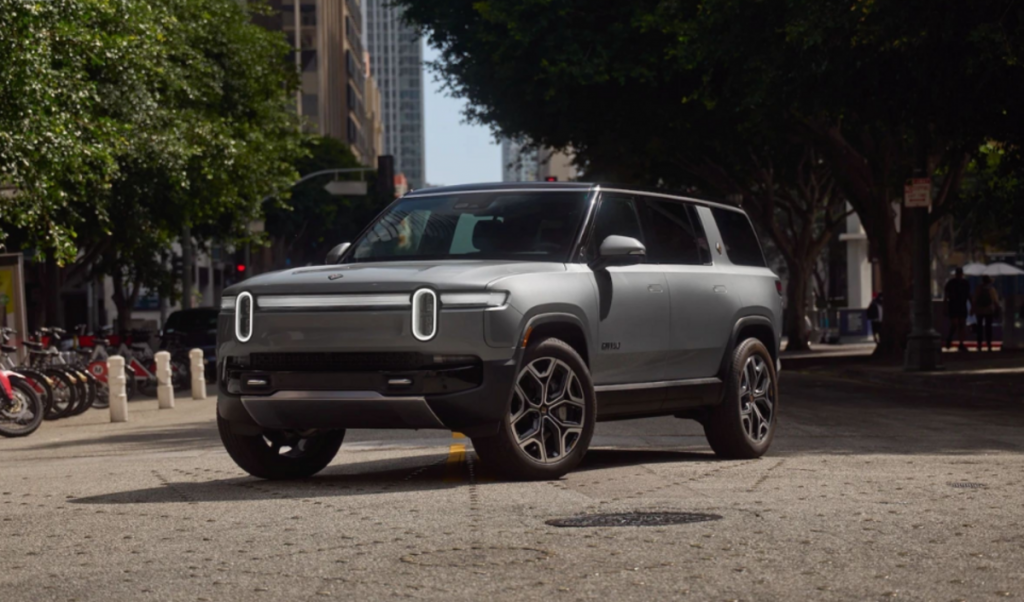 Rivian OS 2 arrive sur les R1S et R1T en octobre